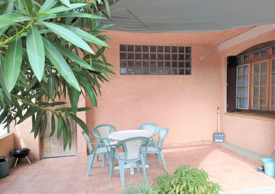 Le Petit Goudarguais Apartment Goudargues Luaran gambar